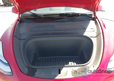 2021 Tesla Model Y Long Range Dual Motor All-Wheel Drive from USA, damaged, VIN 5YJYGDEE2MF212805